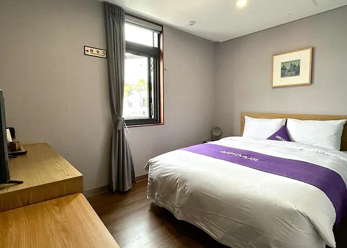 Brosis Hotel