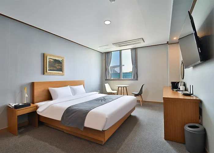 Hotel Noah