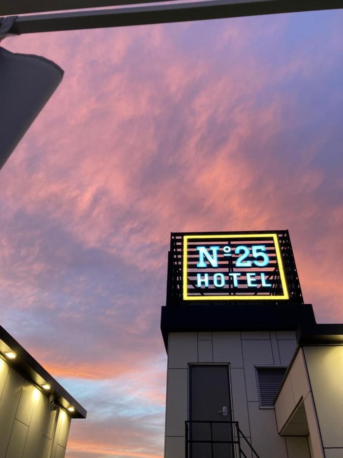 Gijangyeonhwari No,25 Hotel 2*