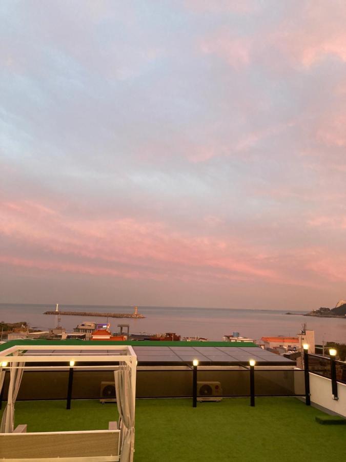 Gijangyeonhwari No,25 Hotel Busan