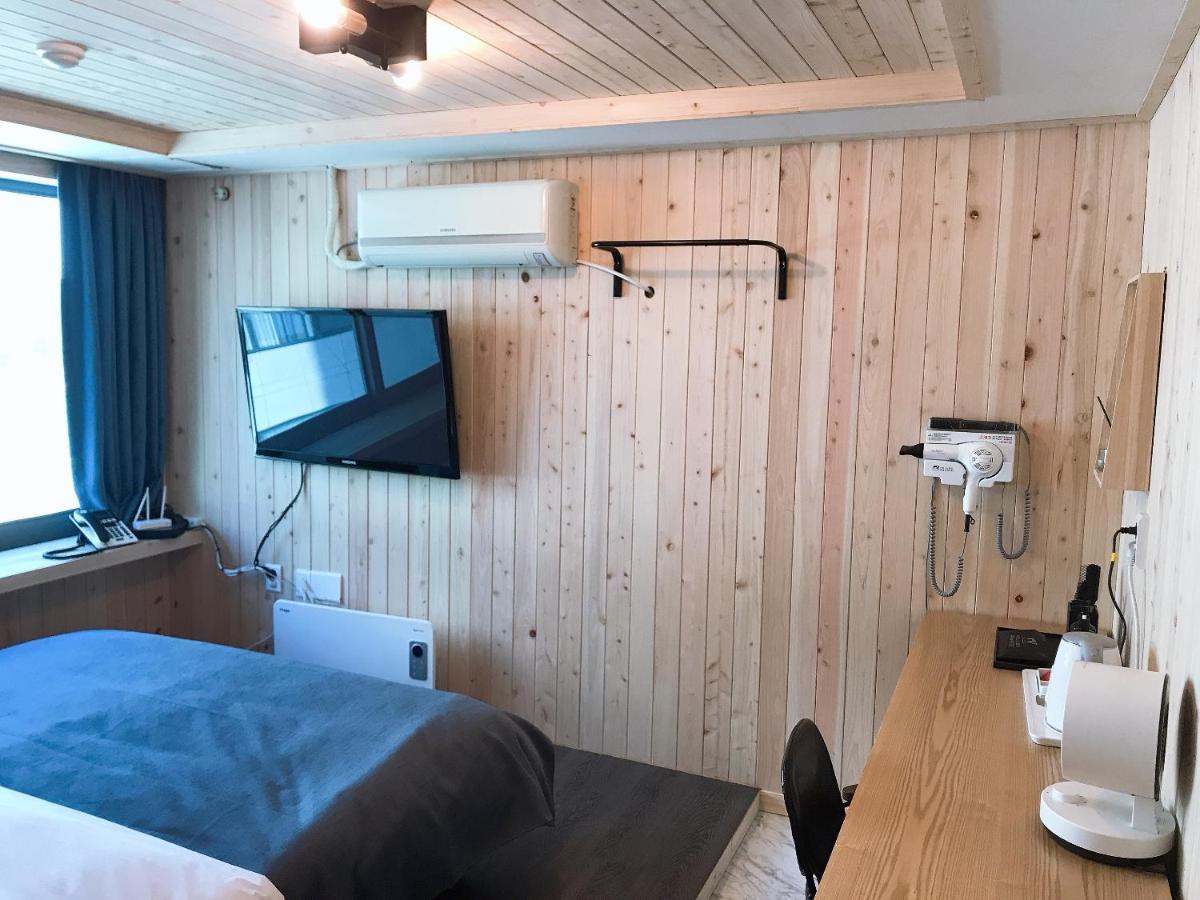 Hotel Sloth Songjeong Busan