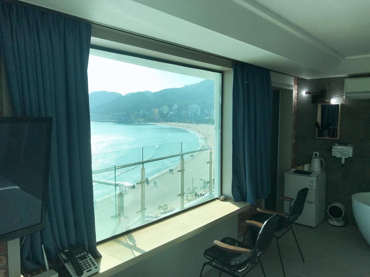 Sloth Songjeong Hotel