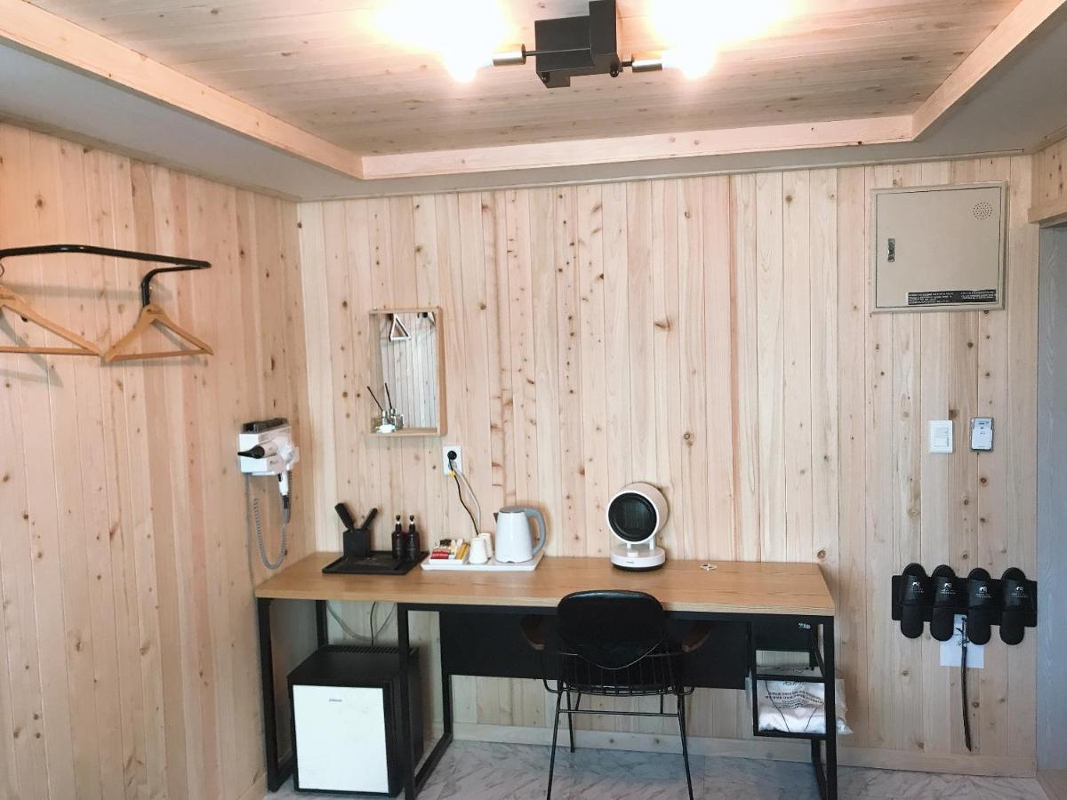 Hotel Sloth Songjeong Busan