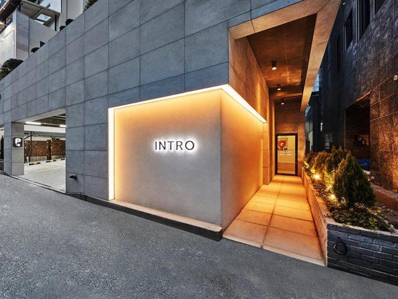 Hotel Intro