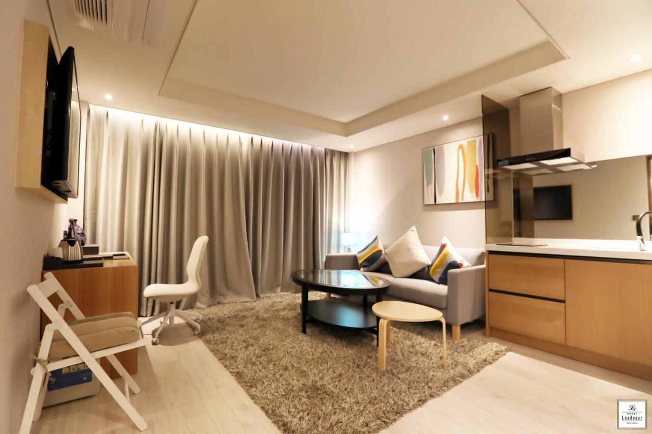 Khách sạn Londoner Gwangan 3*