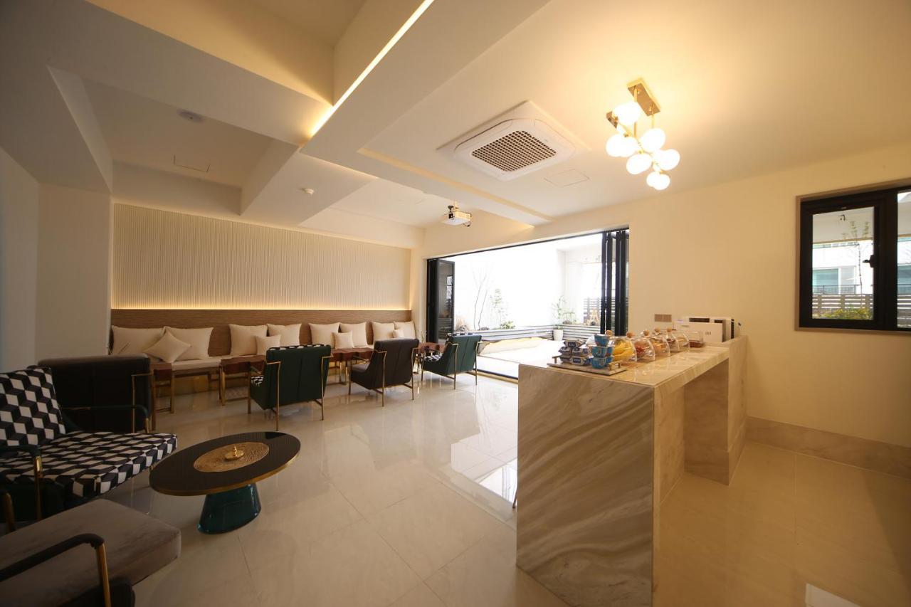 Denbasta Signature Hotel 3*