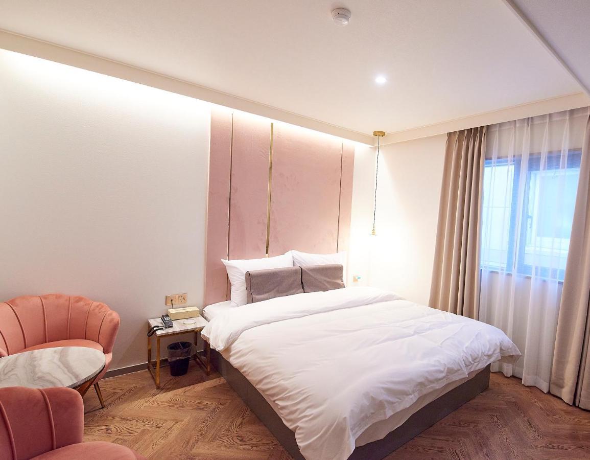 Denbasta Signature Hotel 3*