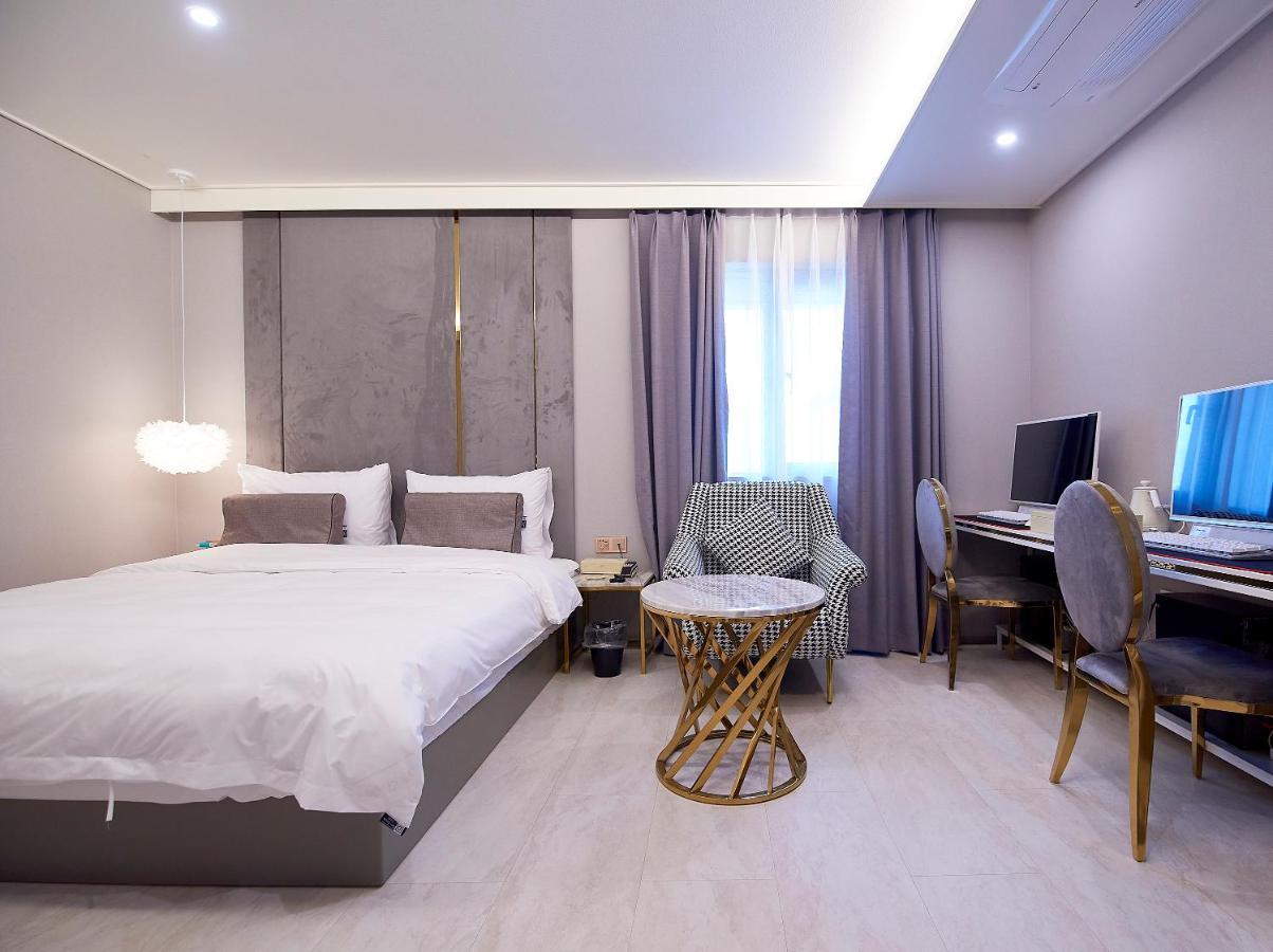 Denbasta Signature Hotel