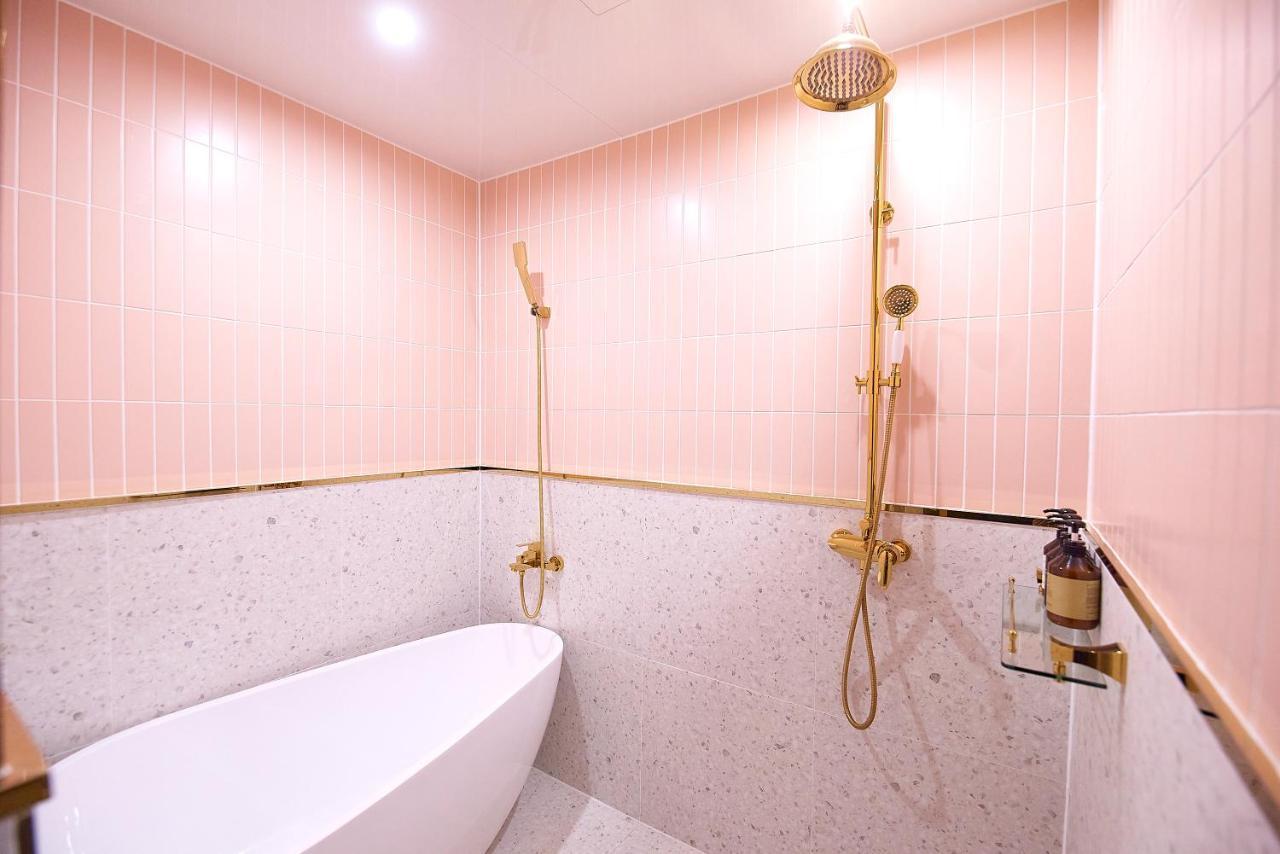 Denbasta Signature 3* Busan