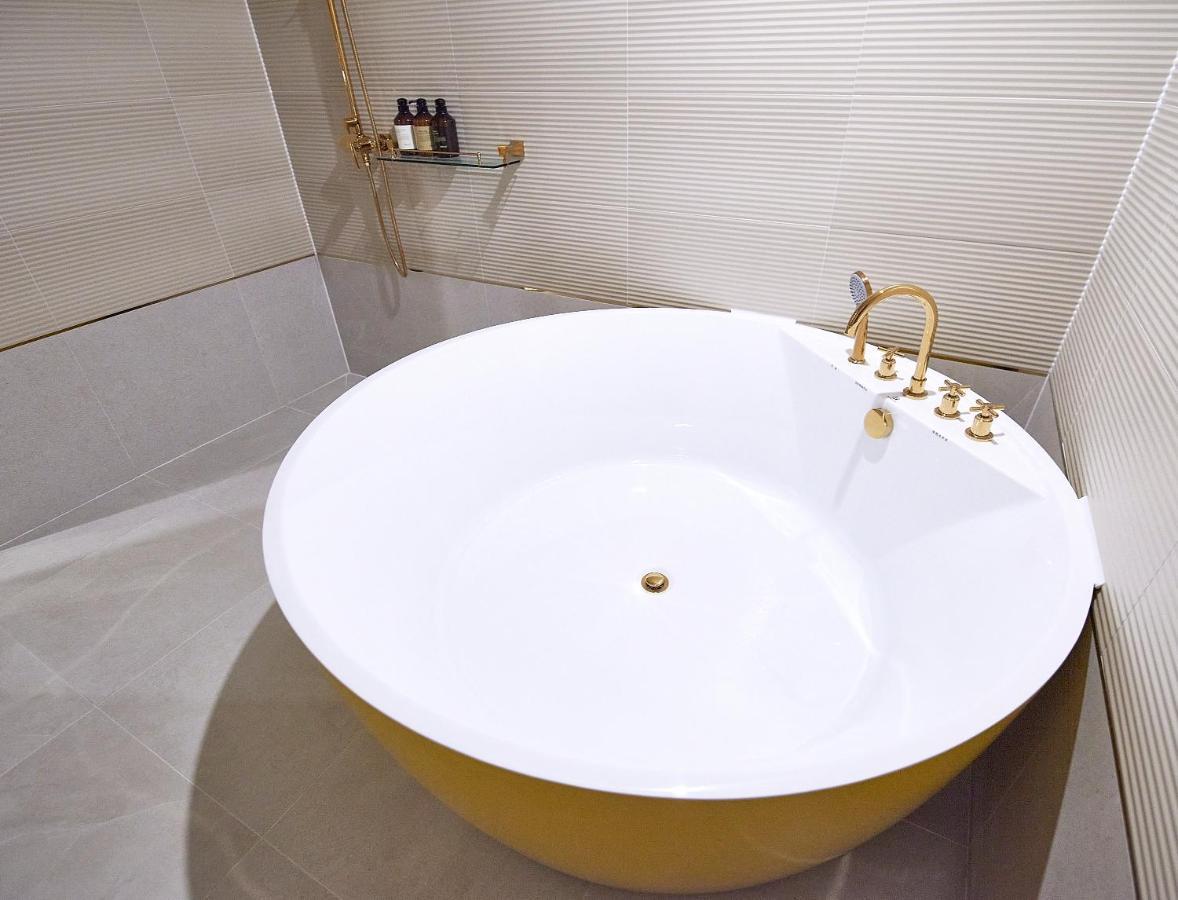 Denbasta Signature 3* Busan