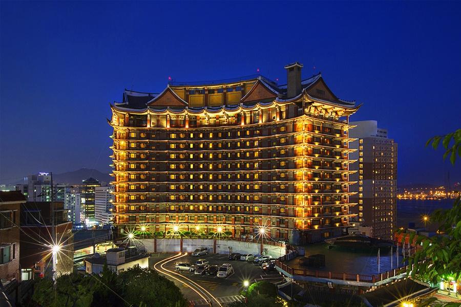 Hotel Commodore