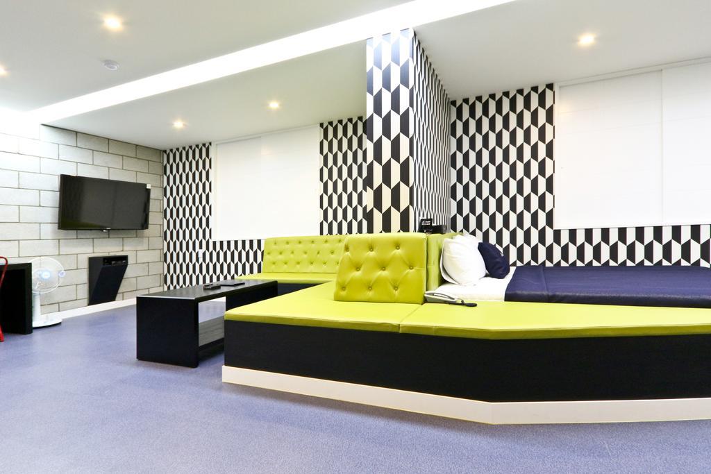 Hotel Hotel Home 3*
