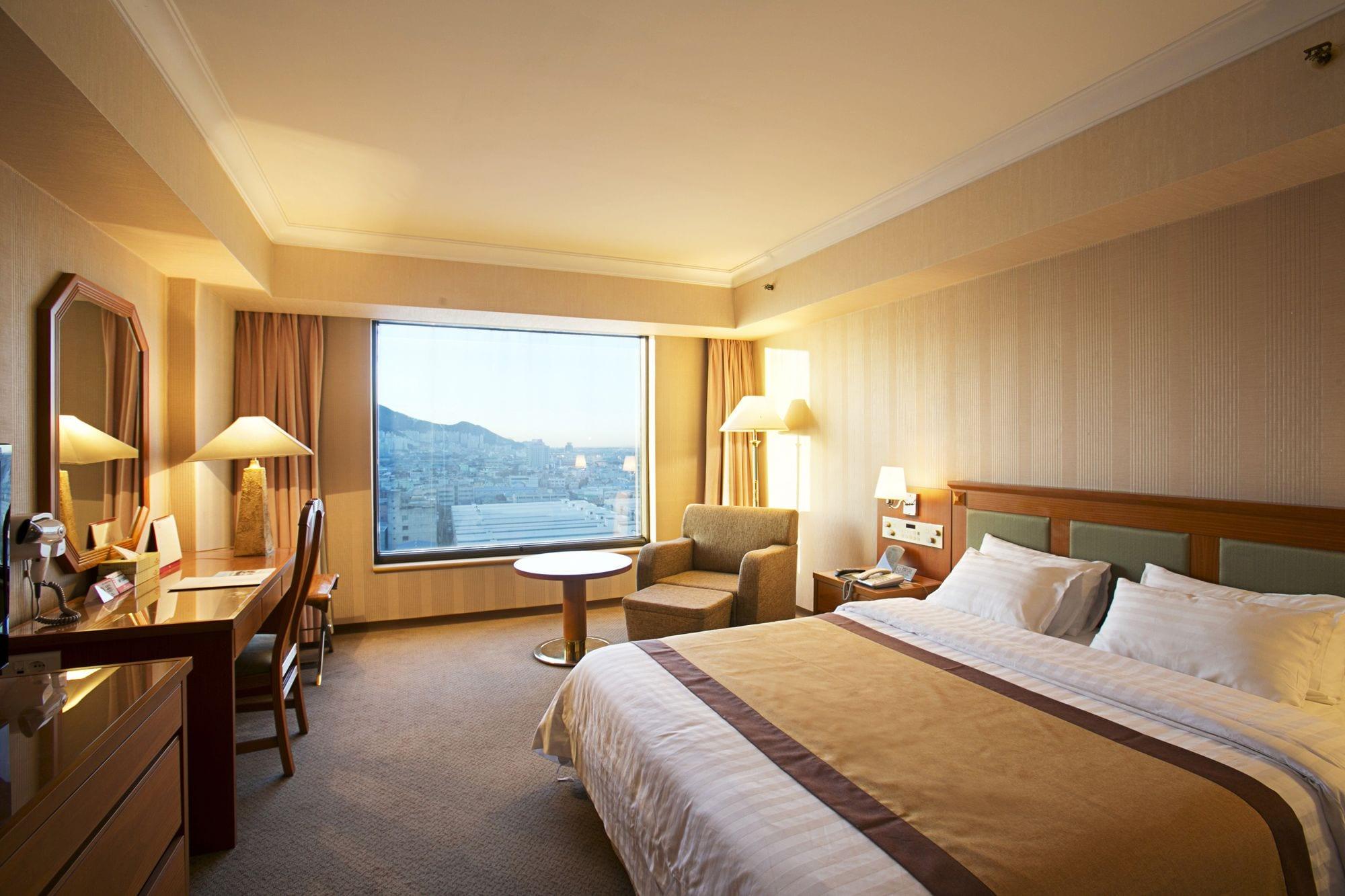 Paragon 4* Busan