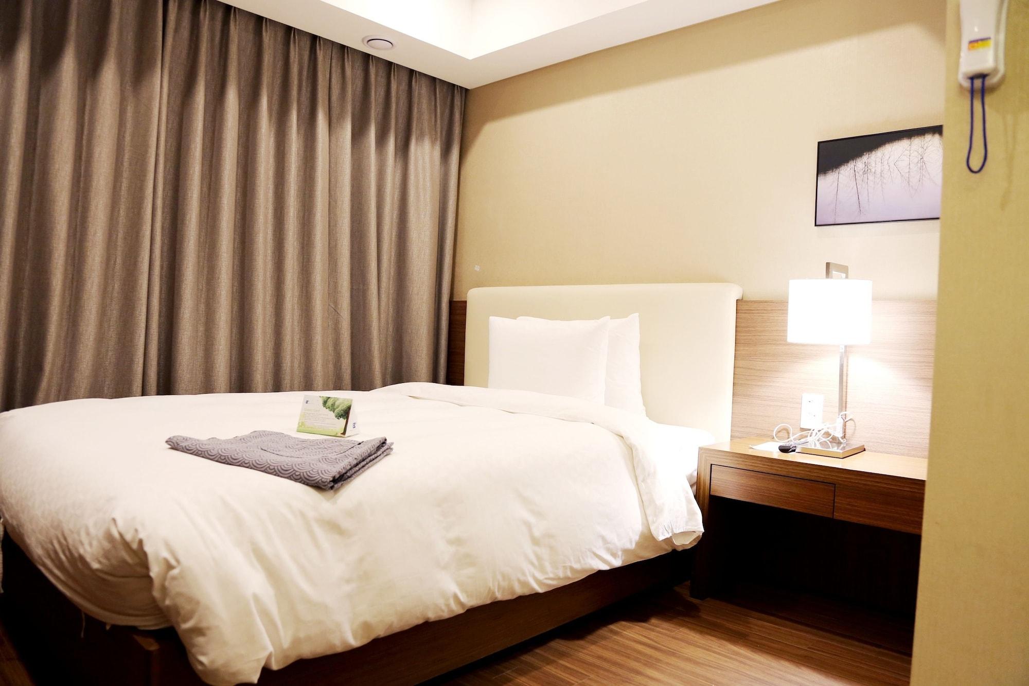 Business Hotel 3*