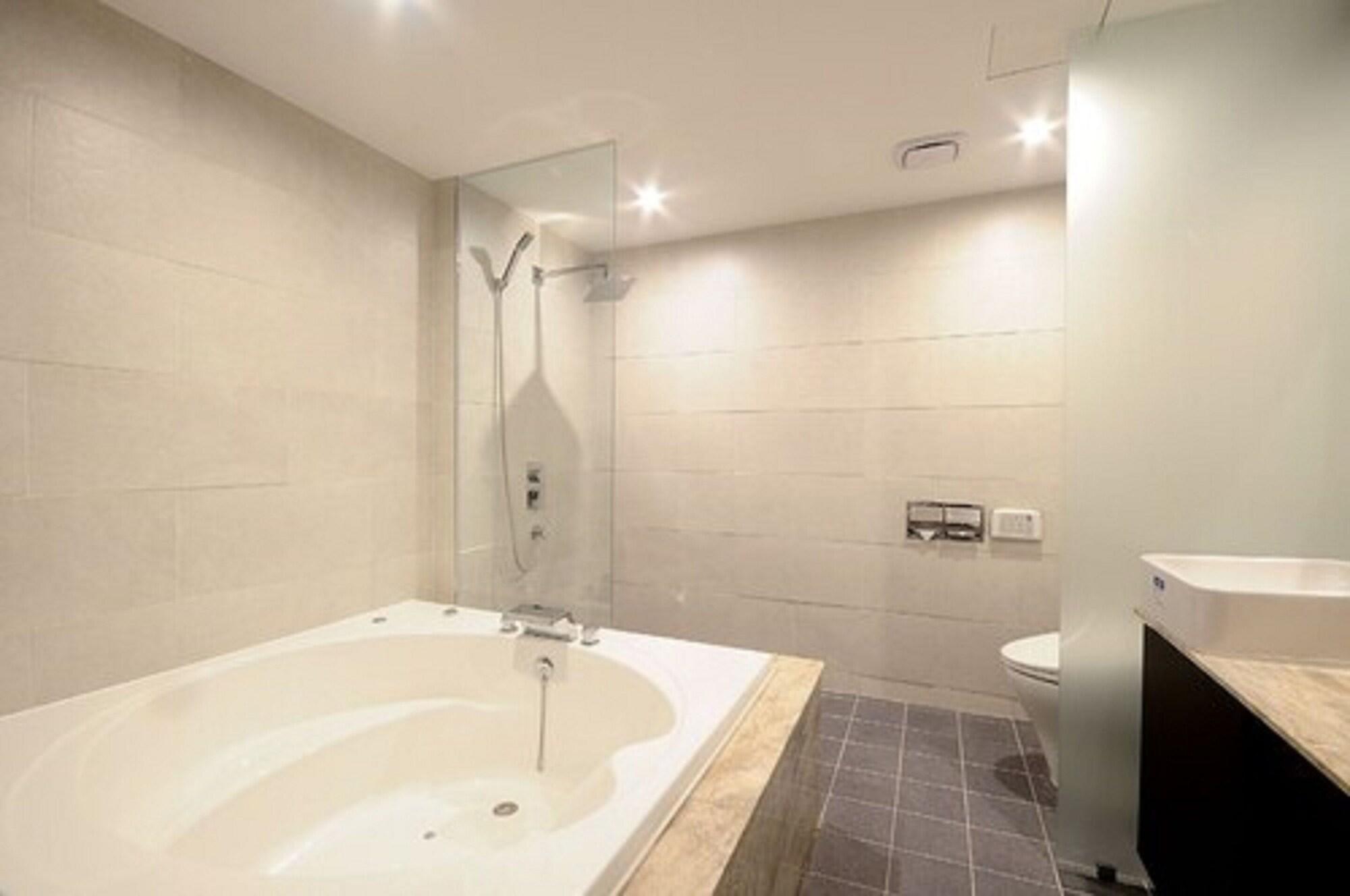 Hotel Queens Seomyeon 3*