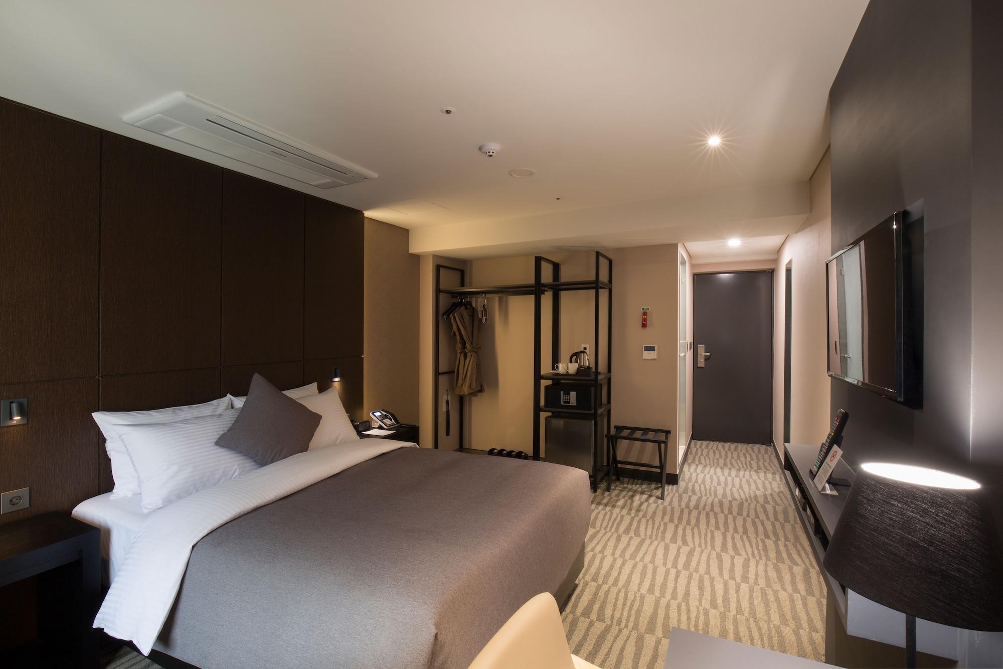 Foret Premier Nampo Hotel Busan