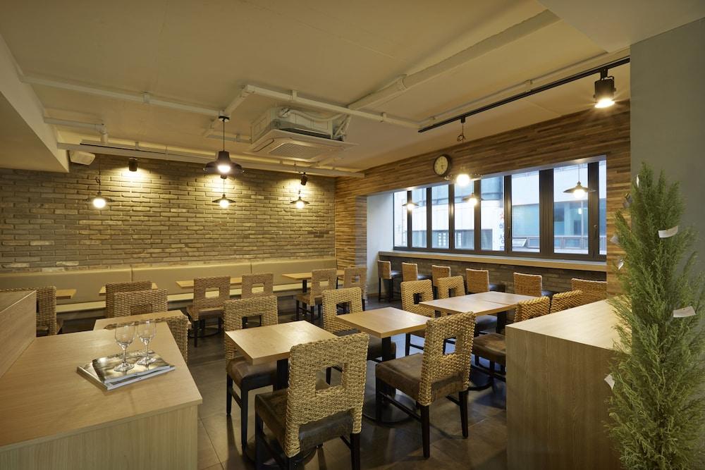 Hotel Foret The 3*