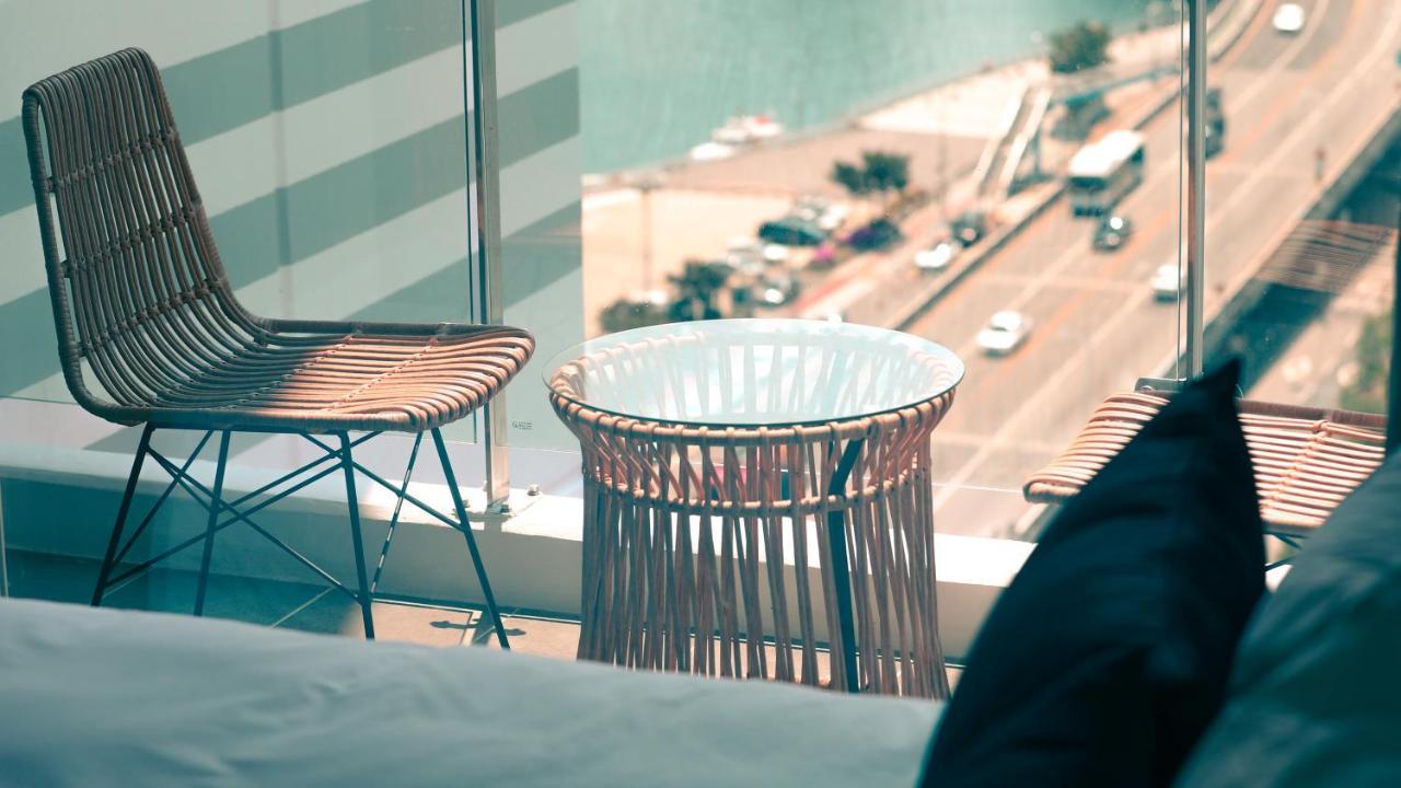 Connect & Hotel