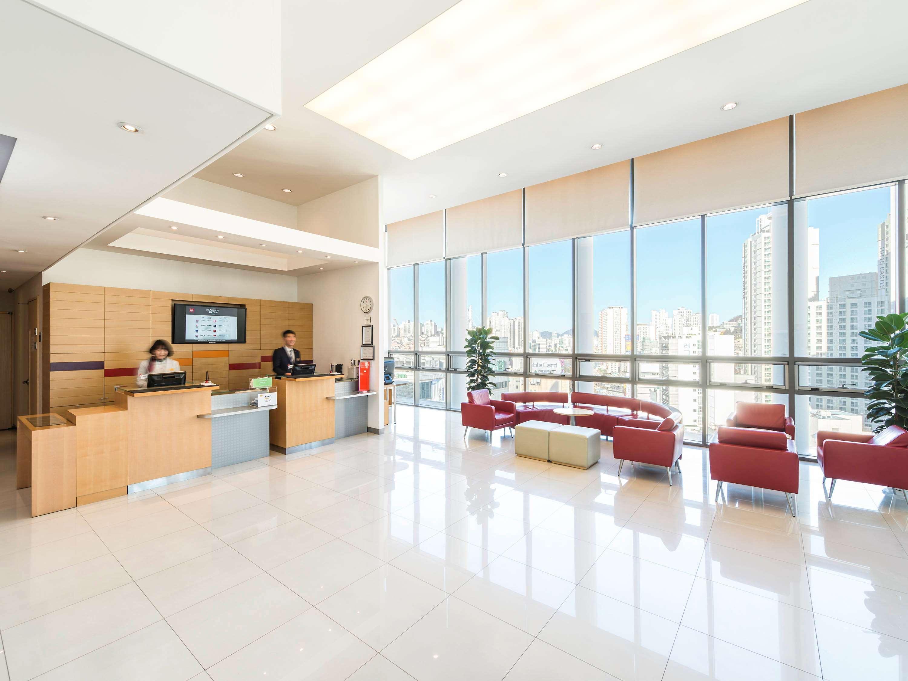 Hotel Ibis Ambassador Centre 3*