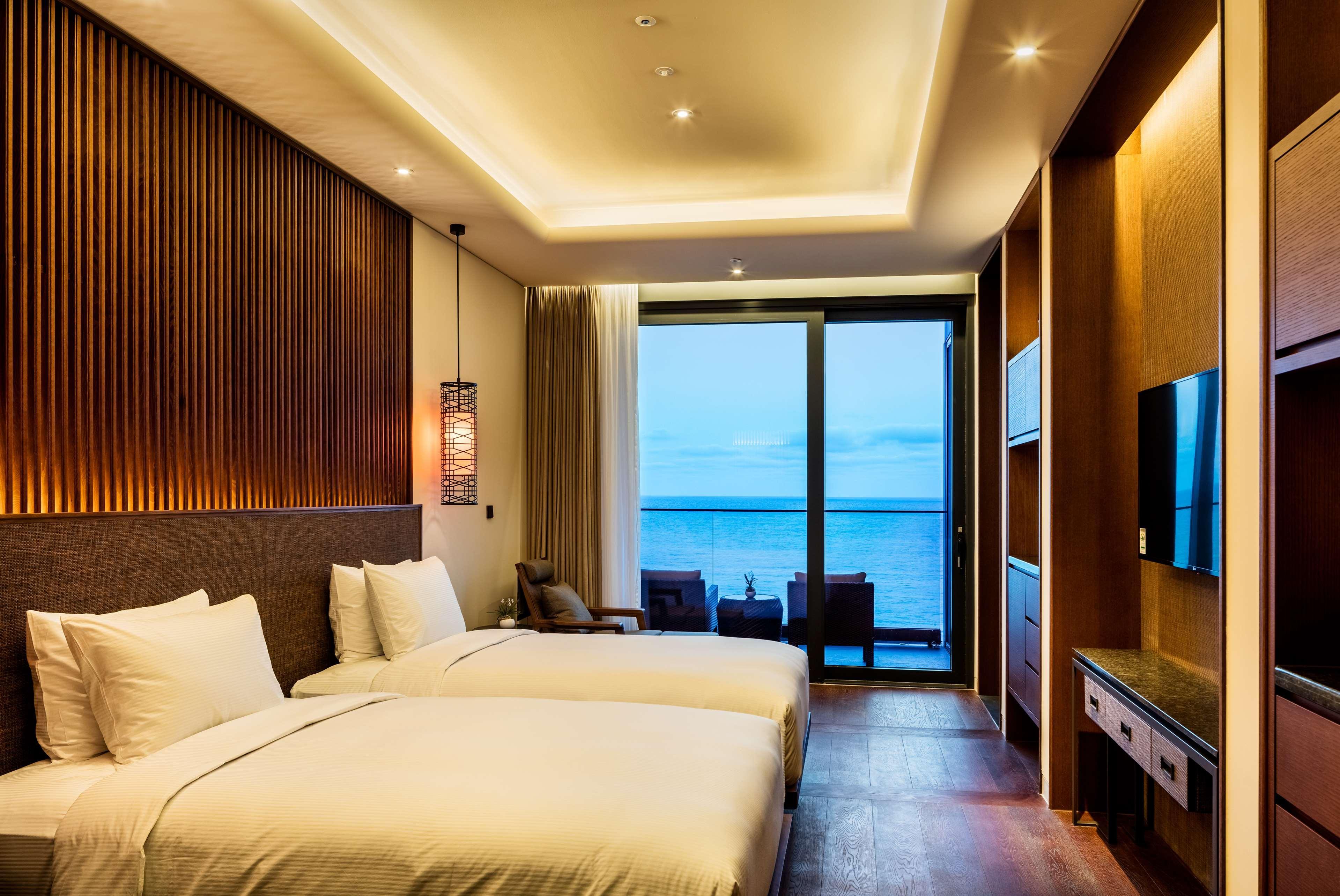 Ananti Hilton 5*