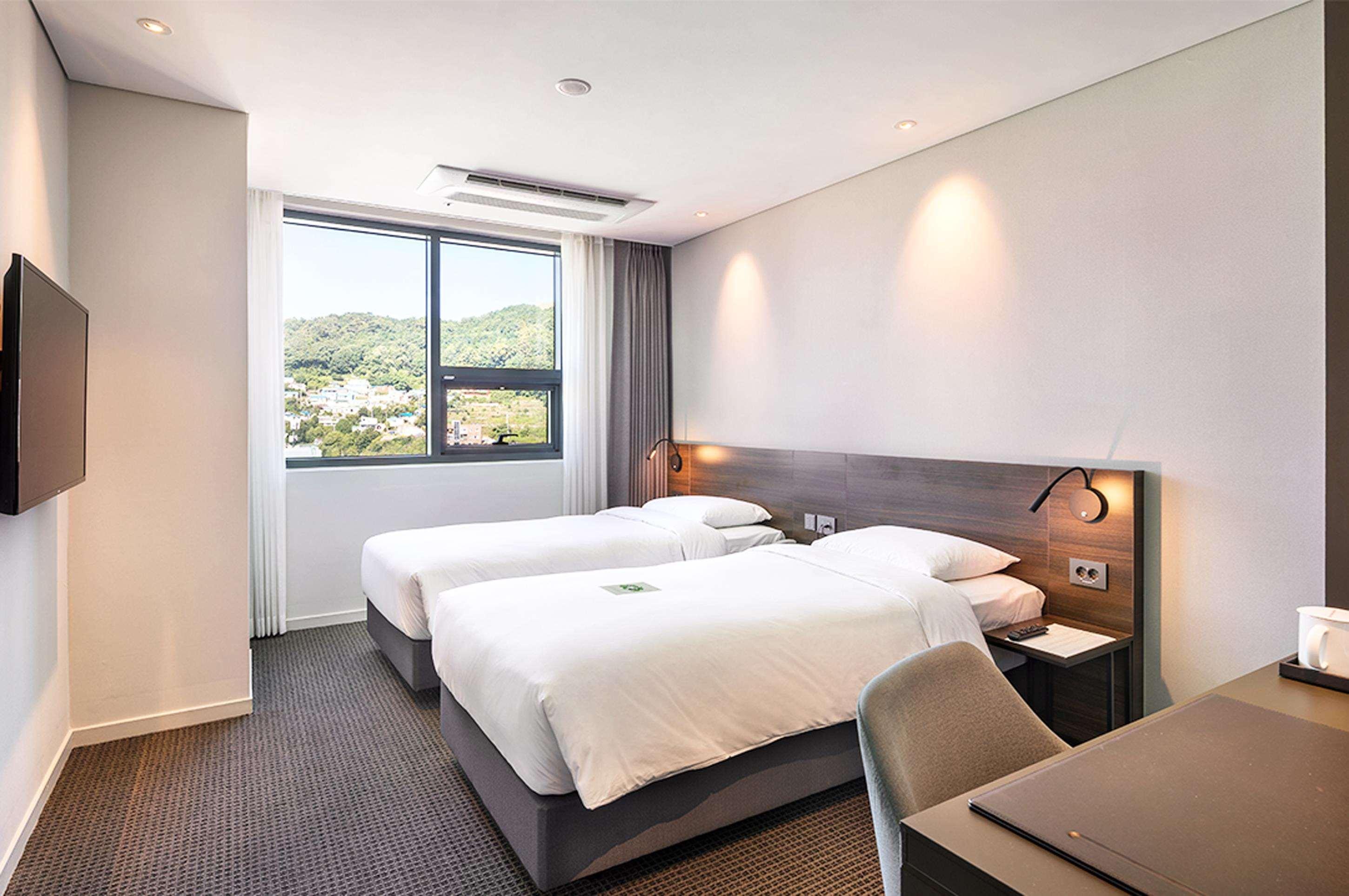 Grab The Ocean Songdo Hotel 4*