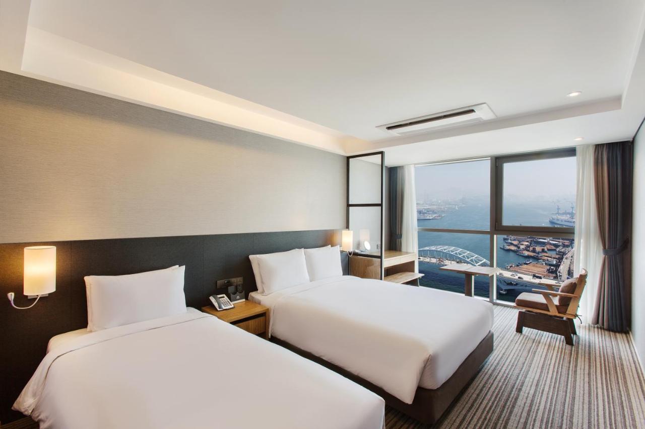 Khách sạn Adela 4*