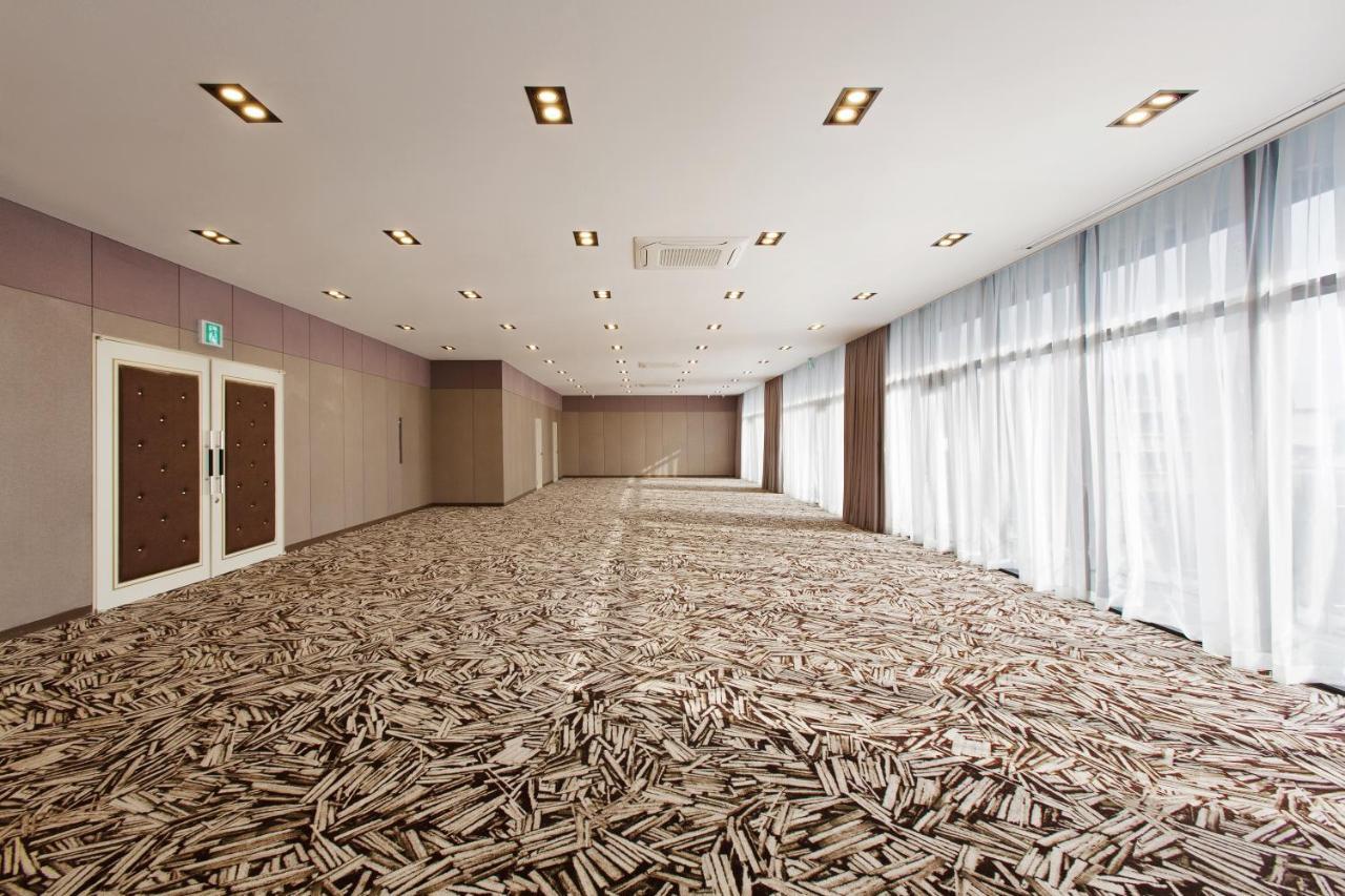 Adela Khách sạn Busan