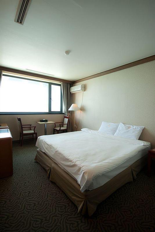 Dawn Hotel 3*