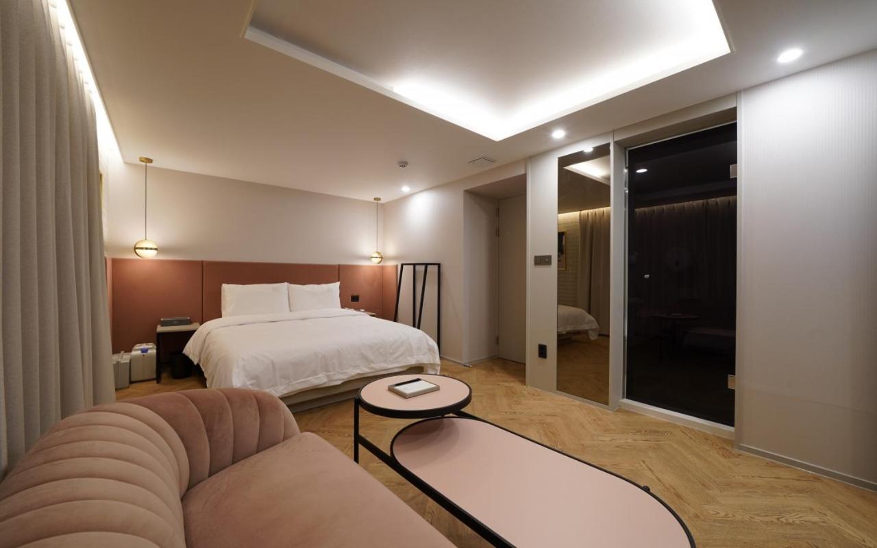 Ocean Hotel