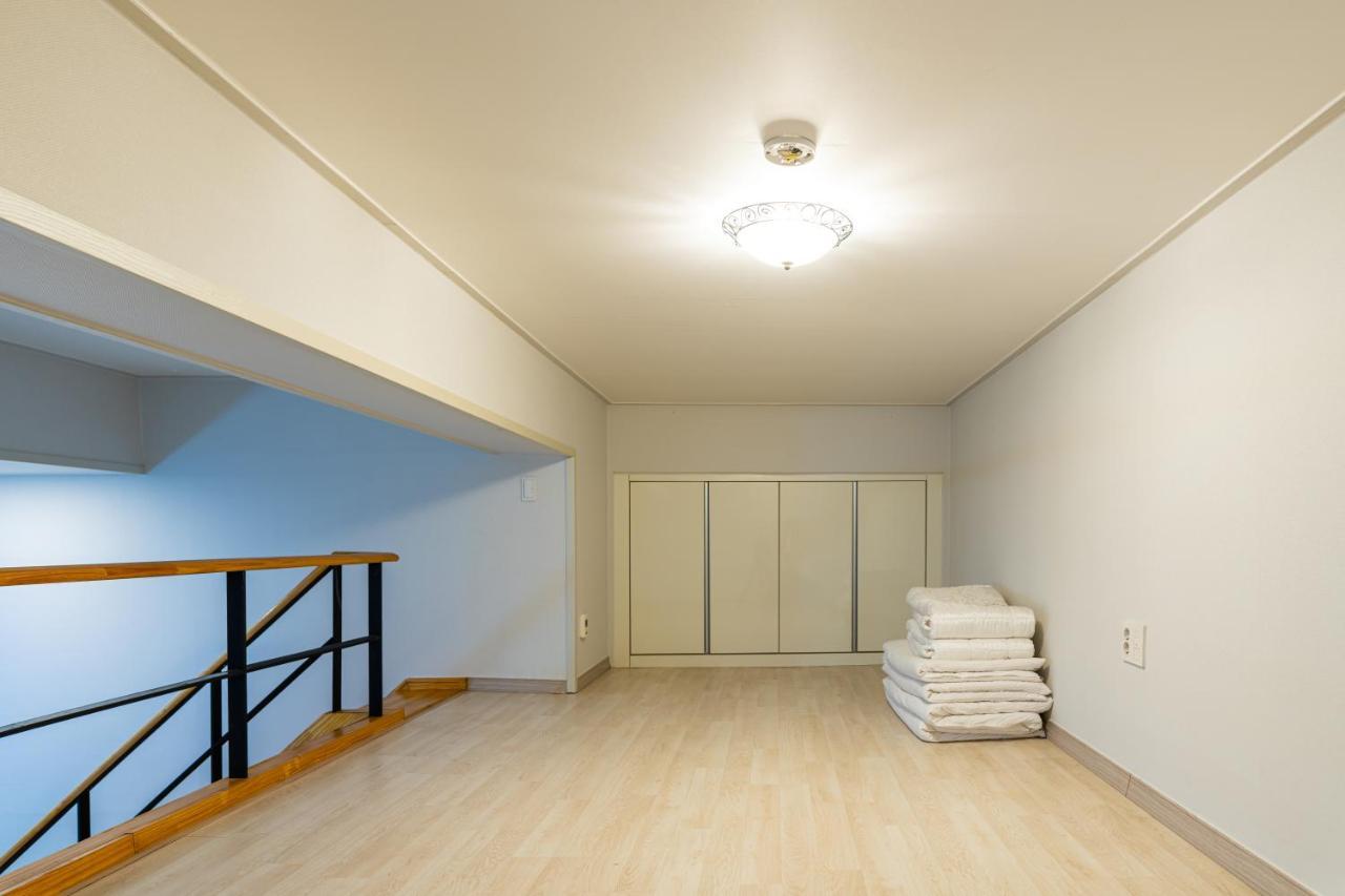 Ytt Hotel Nampo 3*