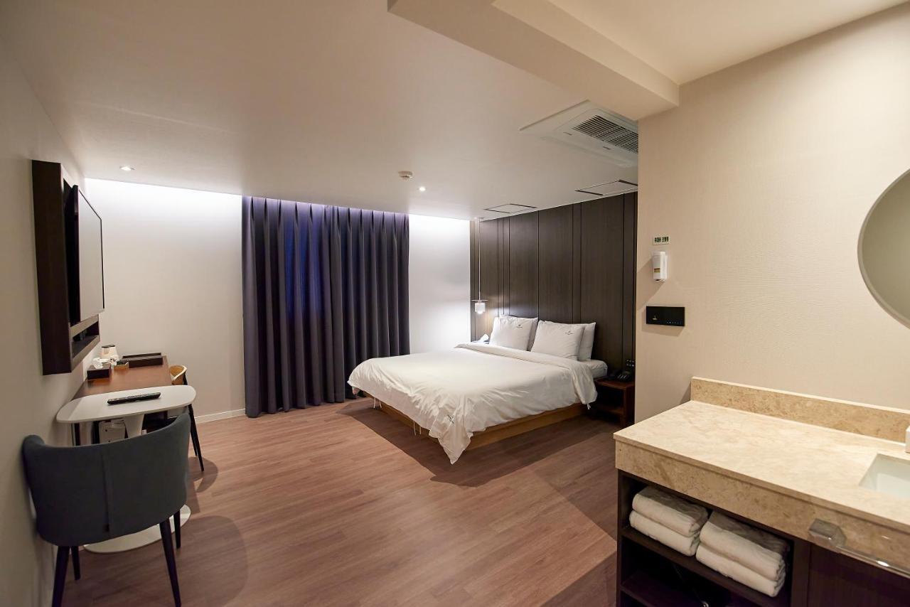 Bonathree Hotel *