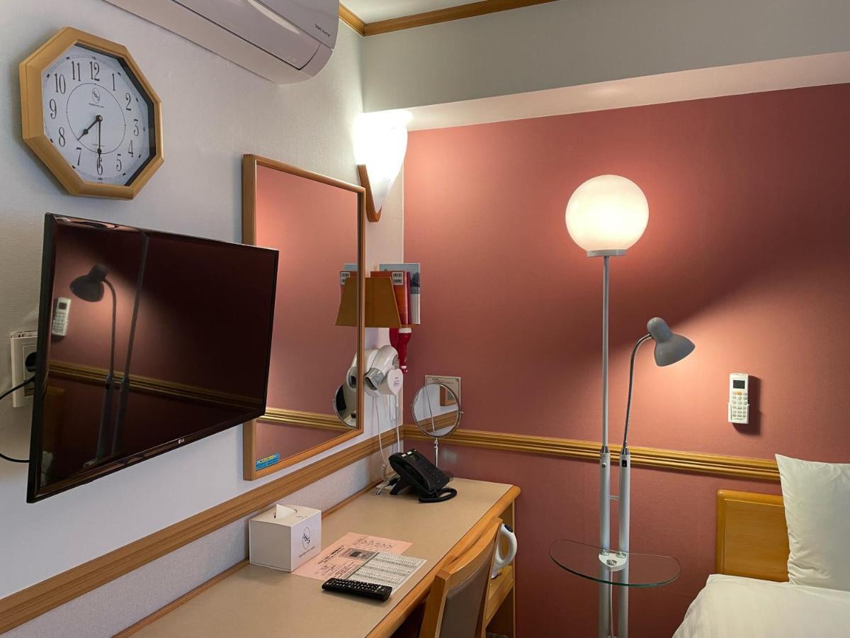 Hotel Toyoko Seomyeon 3*