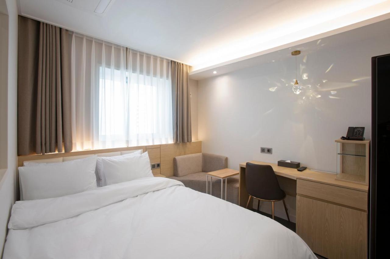 Hotel Lounge 26 3*