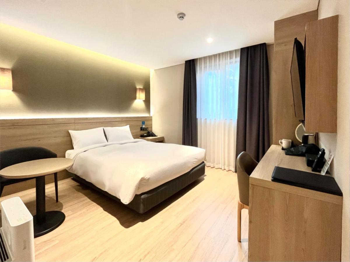 Hotel Foret The 3*