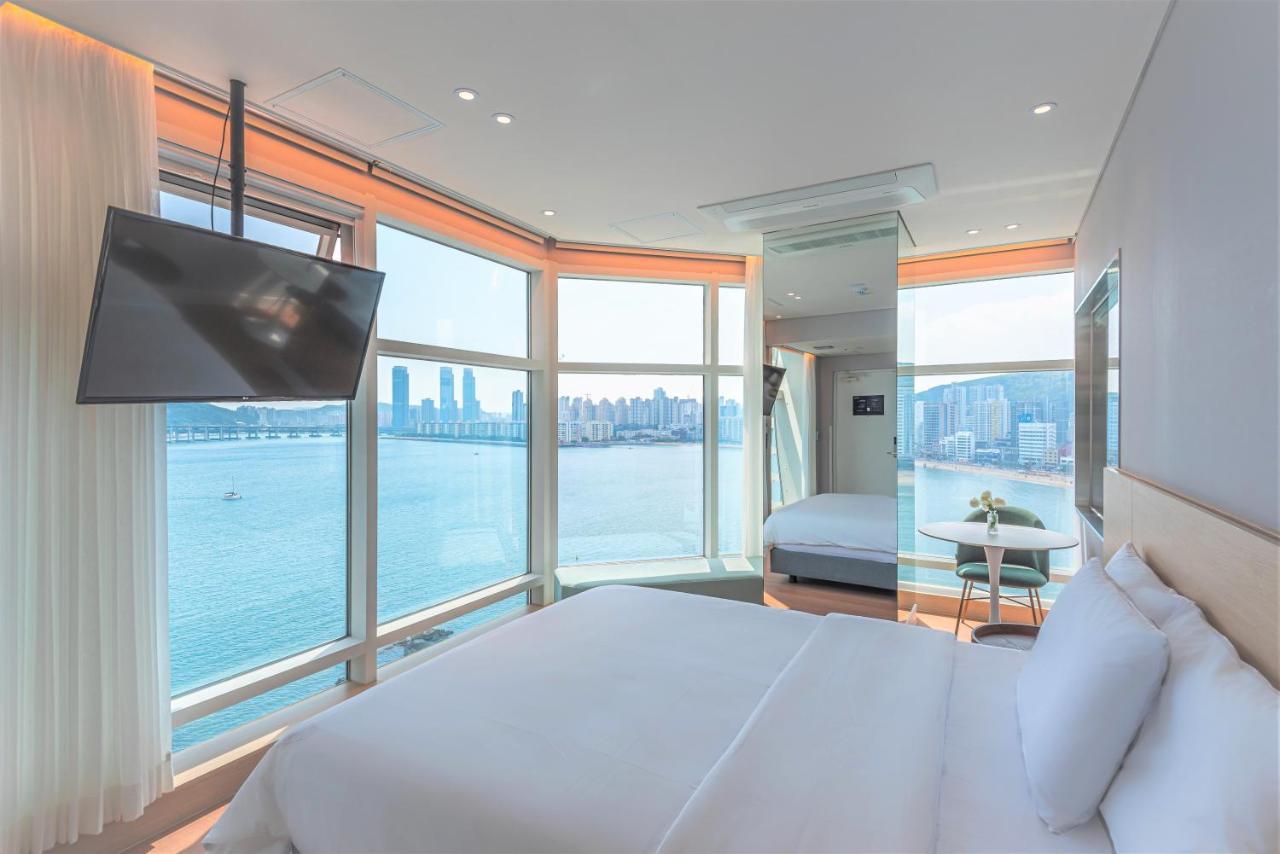 Hotel Marine View