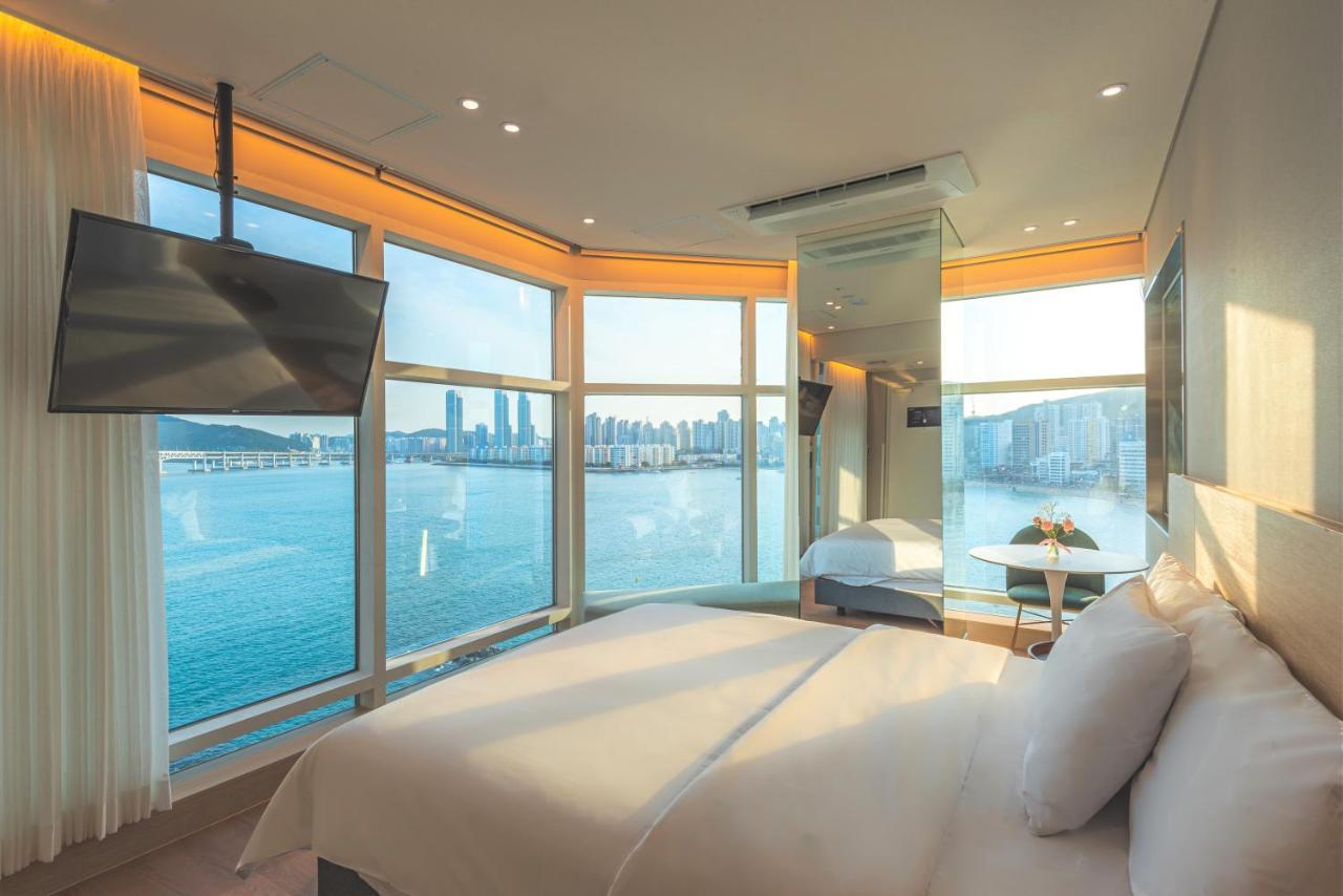 Marine View *