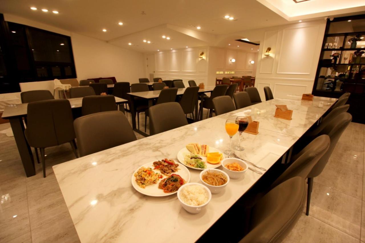 Hotel Seattle B 3*