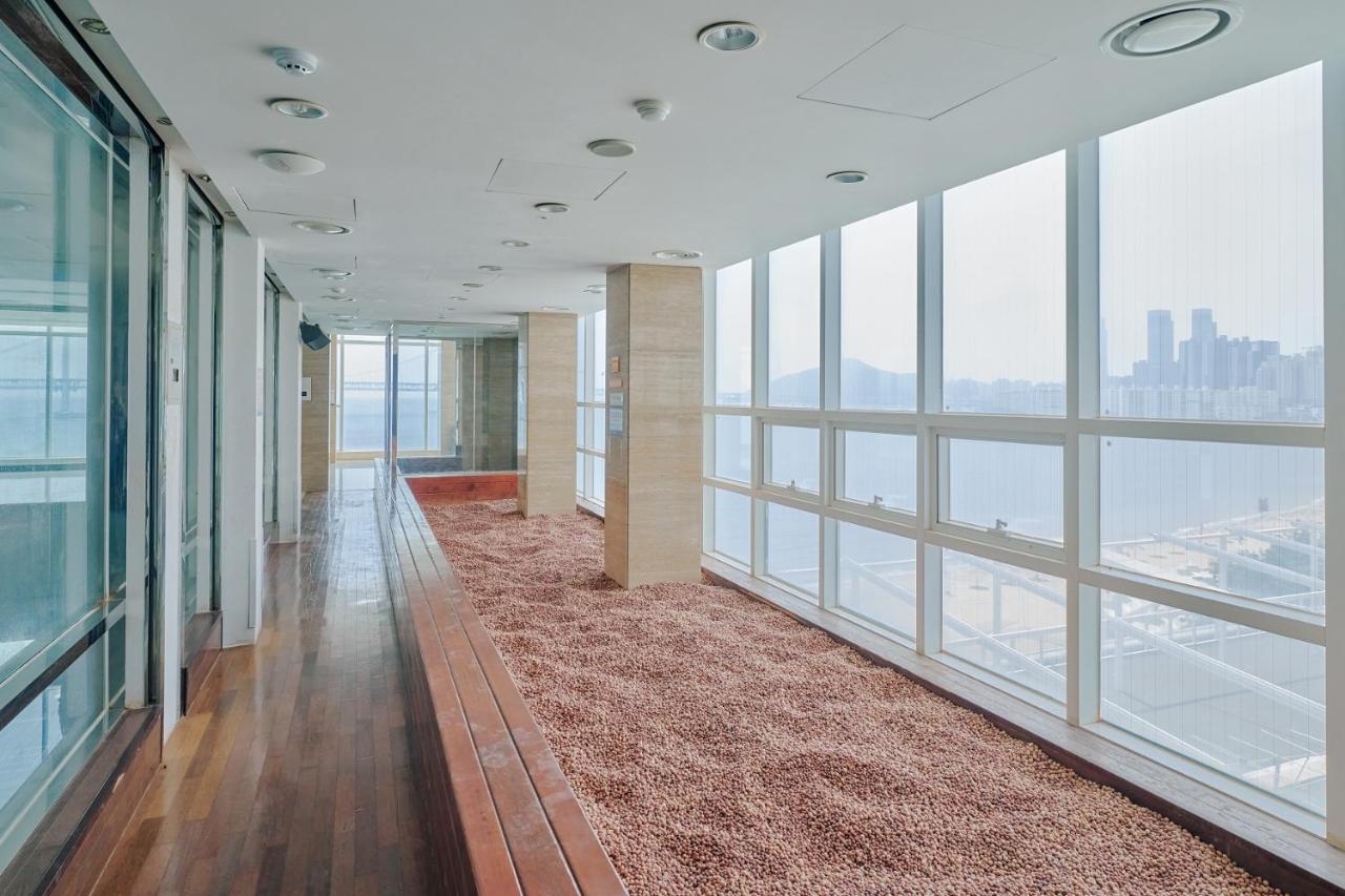 Aqua Palace Hotel 4*