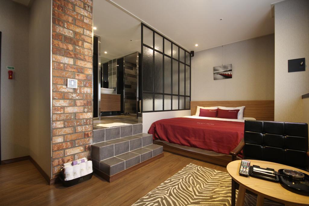 Hotel The Busan