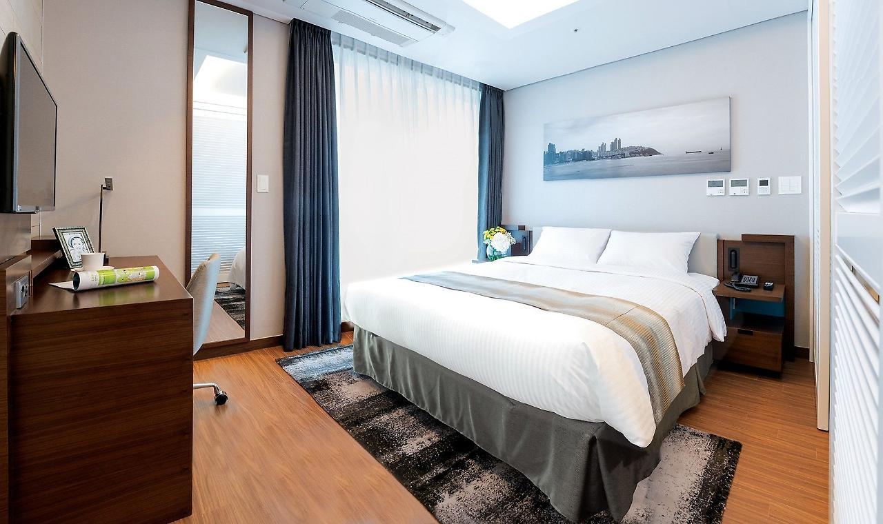 Felix By Stx And 4* Busan