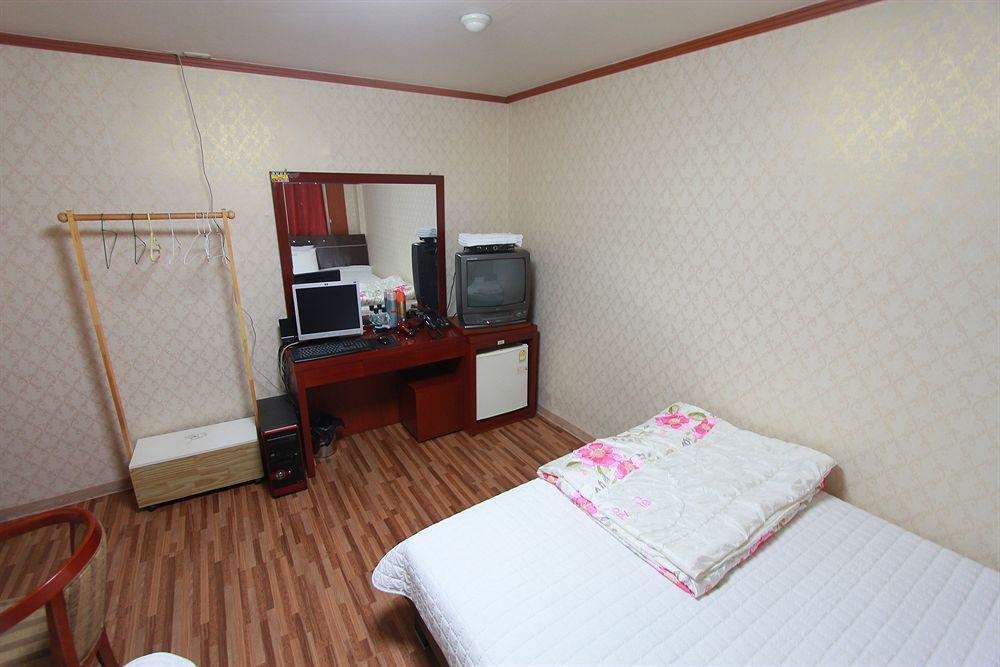 Motel Business Station Busan
