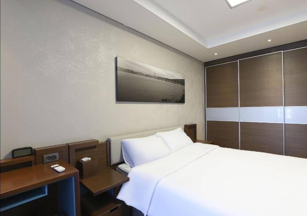 Hotel 해운대 와이드 오션뷰 &