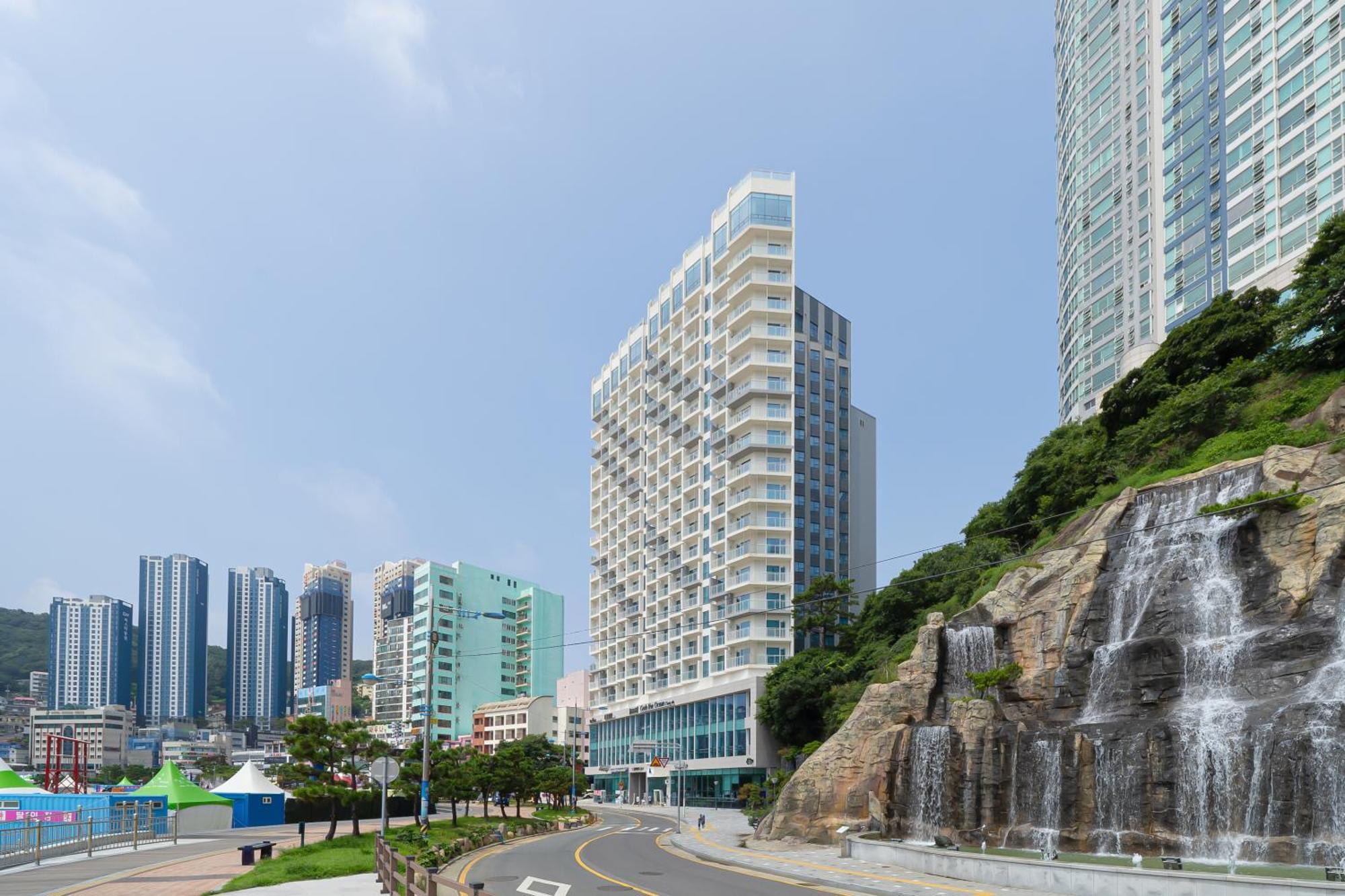 Hotel Urbanstay Songdo 4*