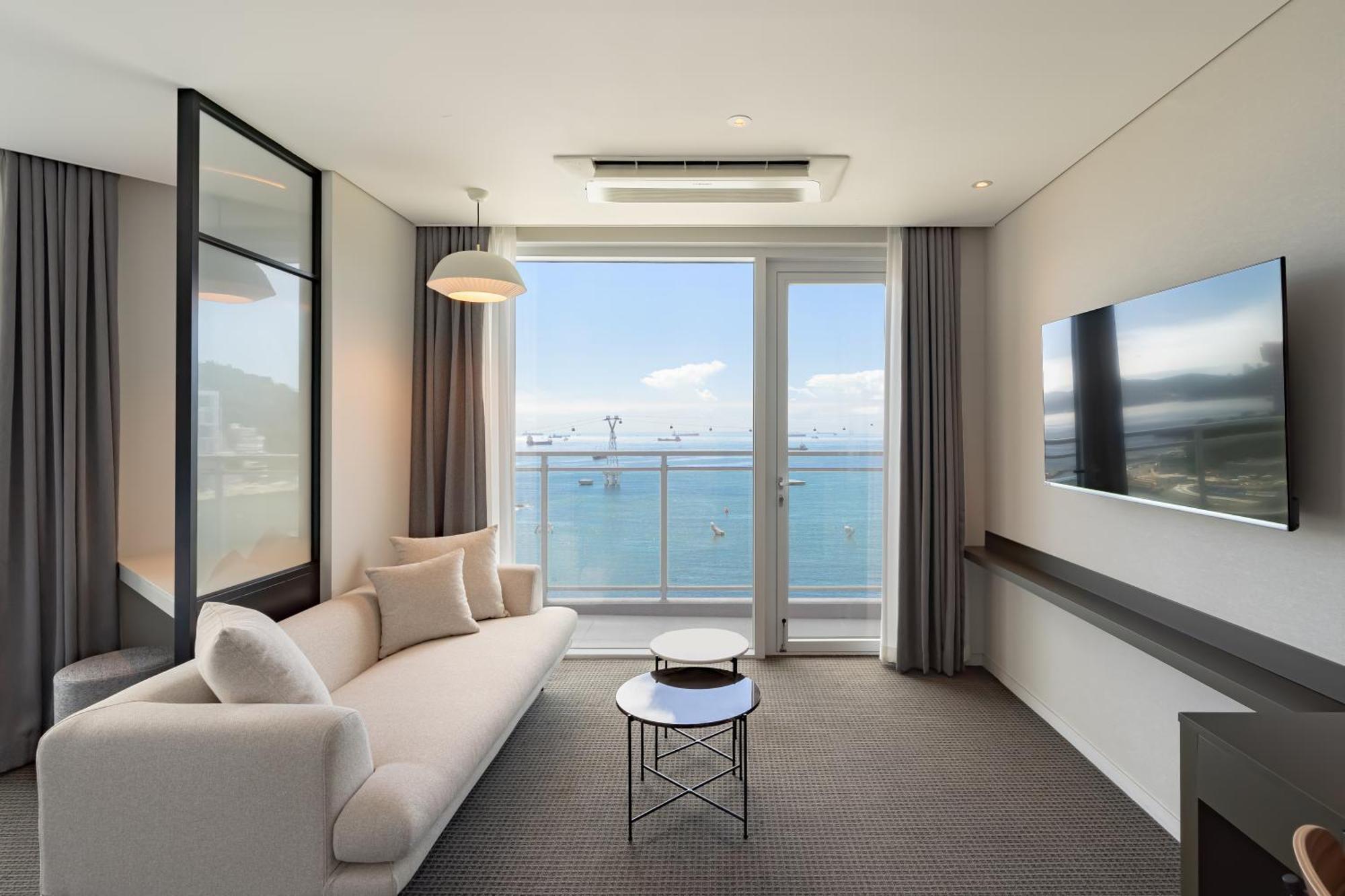 Urbanstay Songdo Hotel
