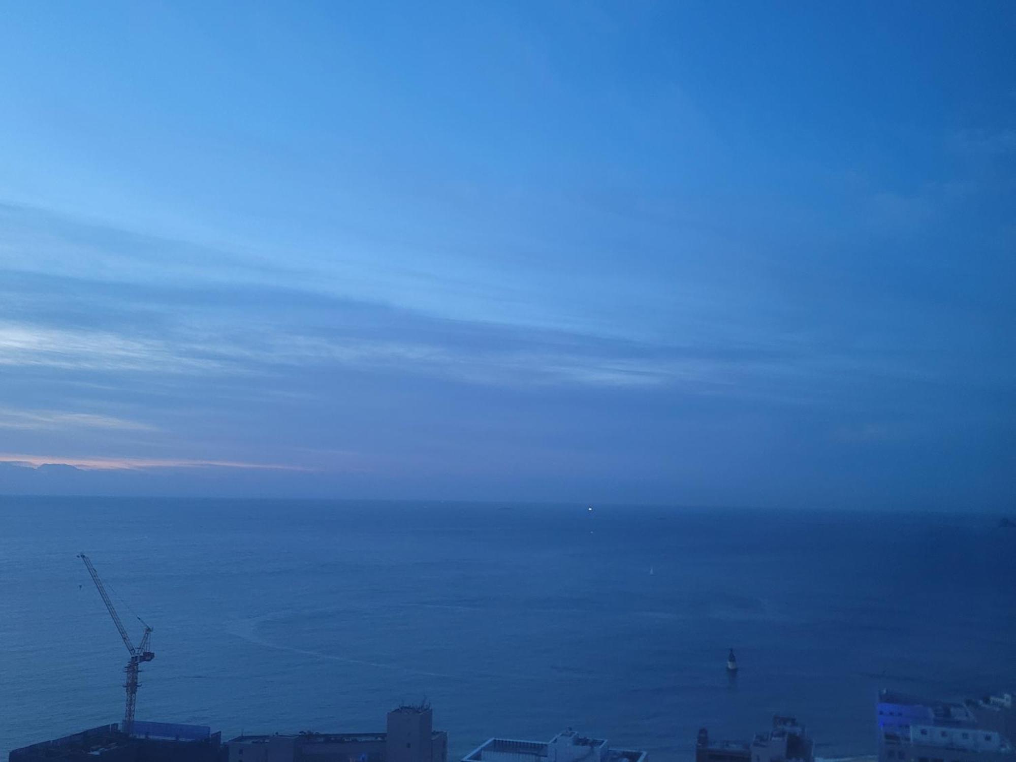 Hotel 해운대 와이드 오션뷰 & 4*