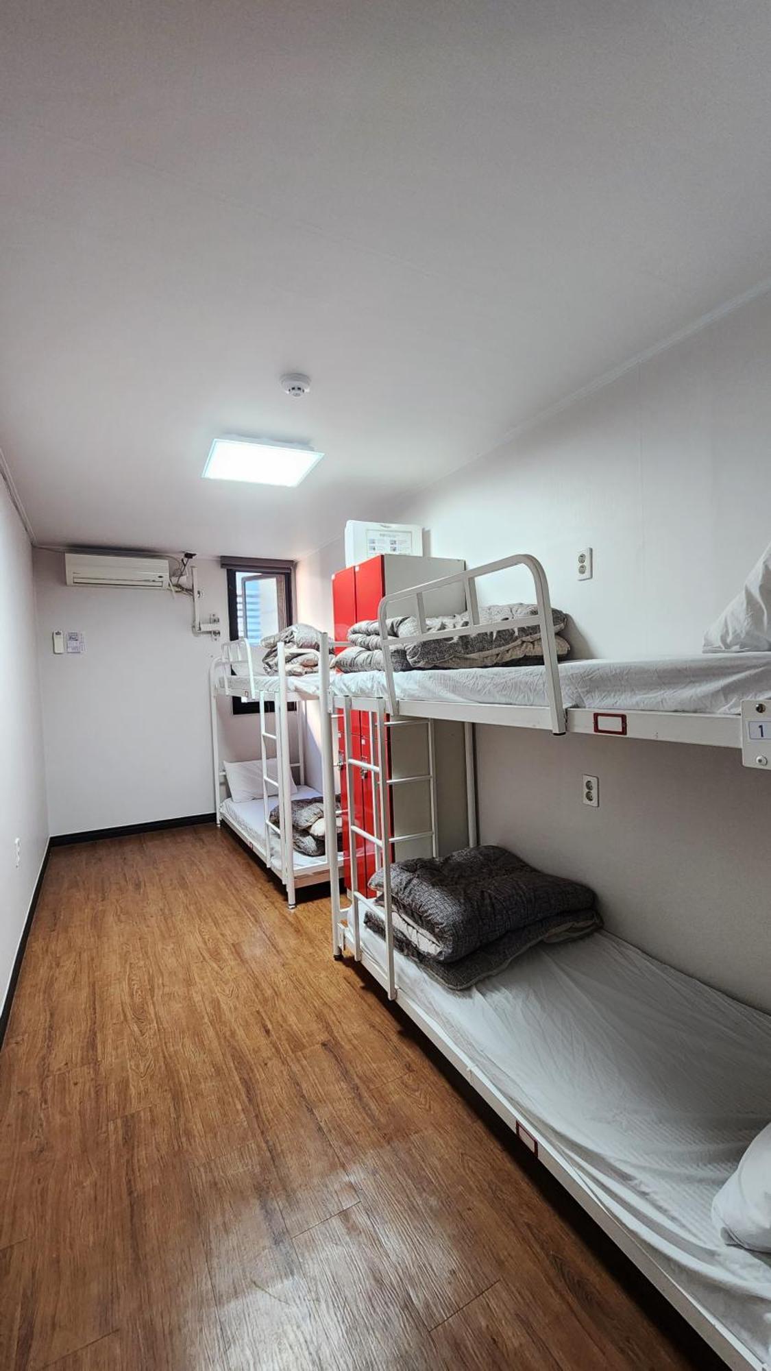 Hostel Kimchee Busan Downtown Guesthouse
