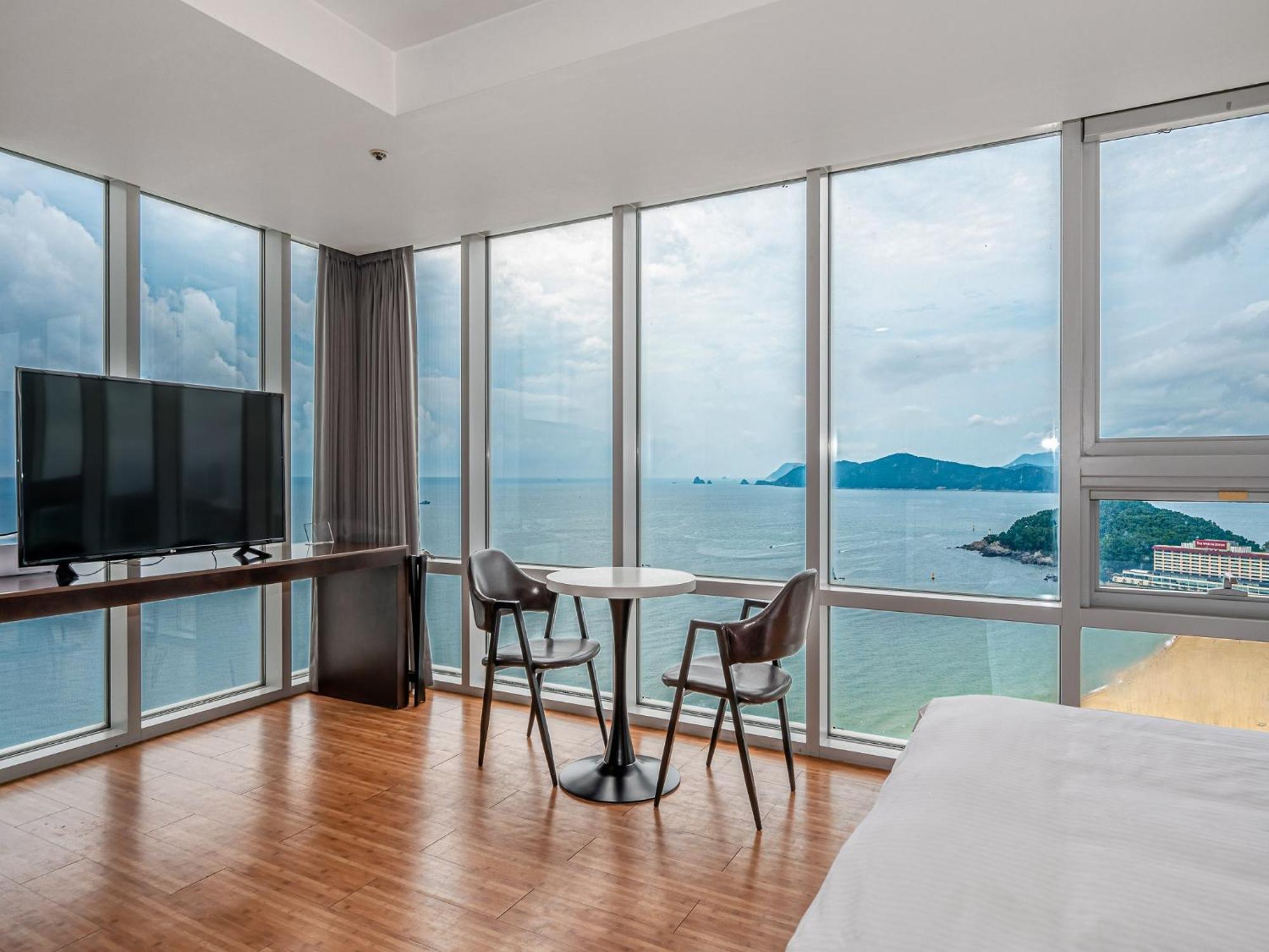 Haeundae Seacloud Hotel