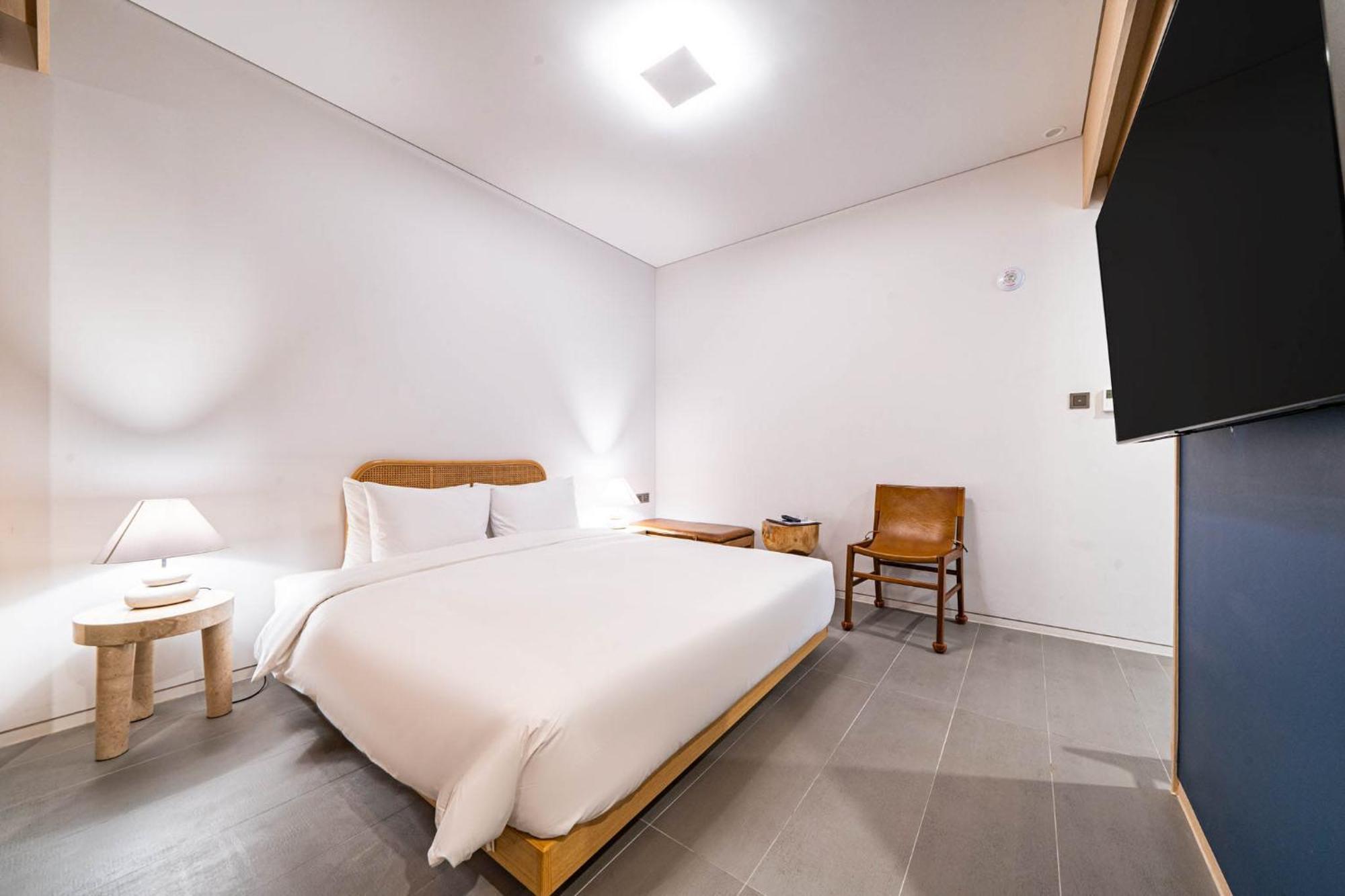 Hotel Hound Haeundae Signature