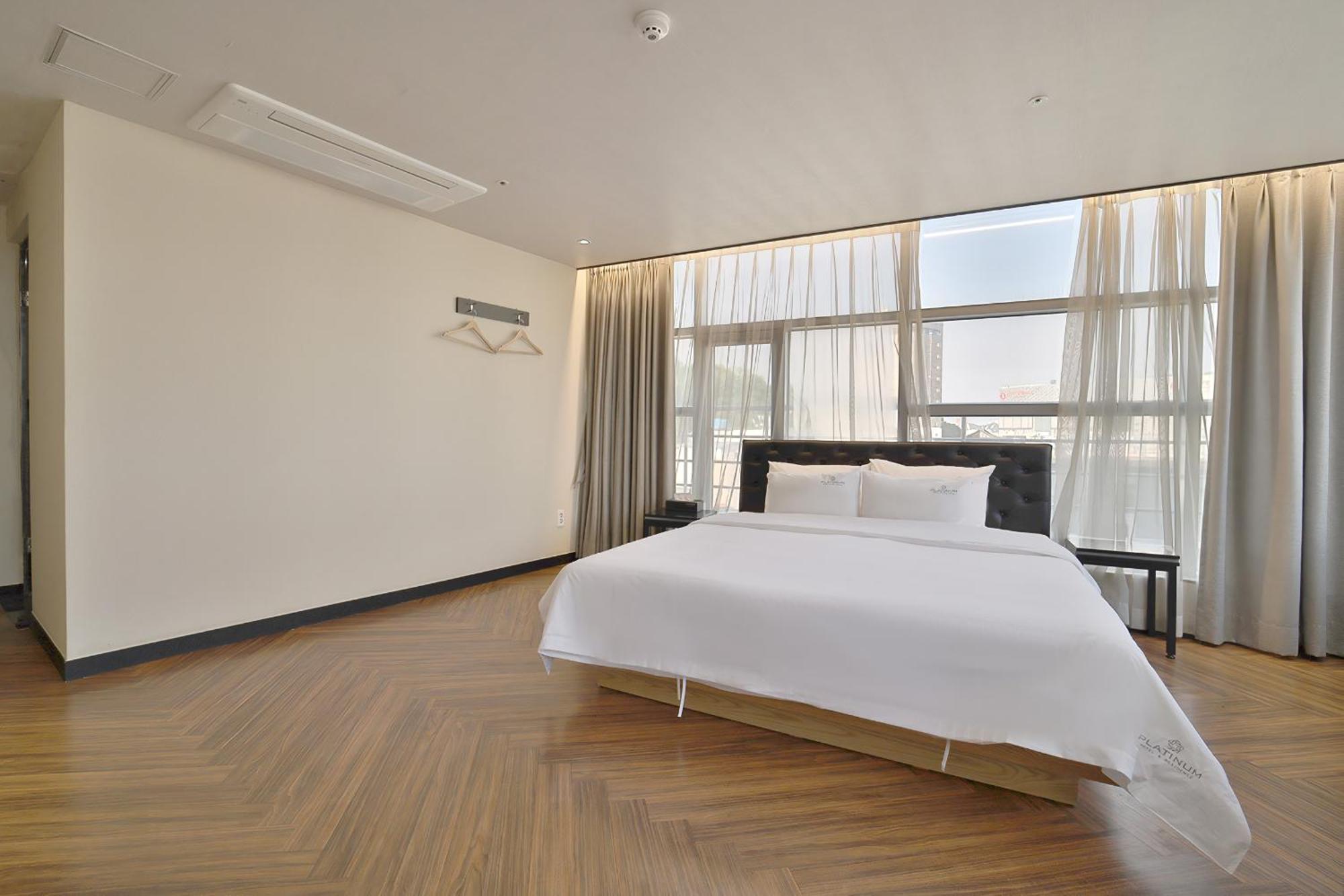 Platinum Nampo Hotel 2*