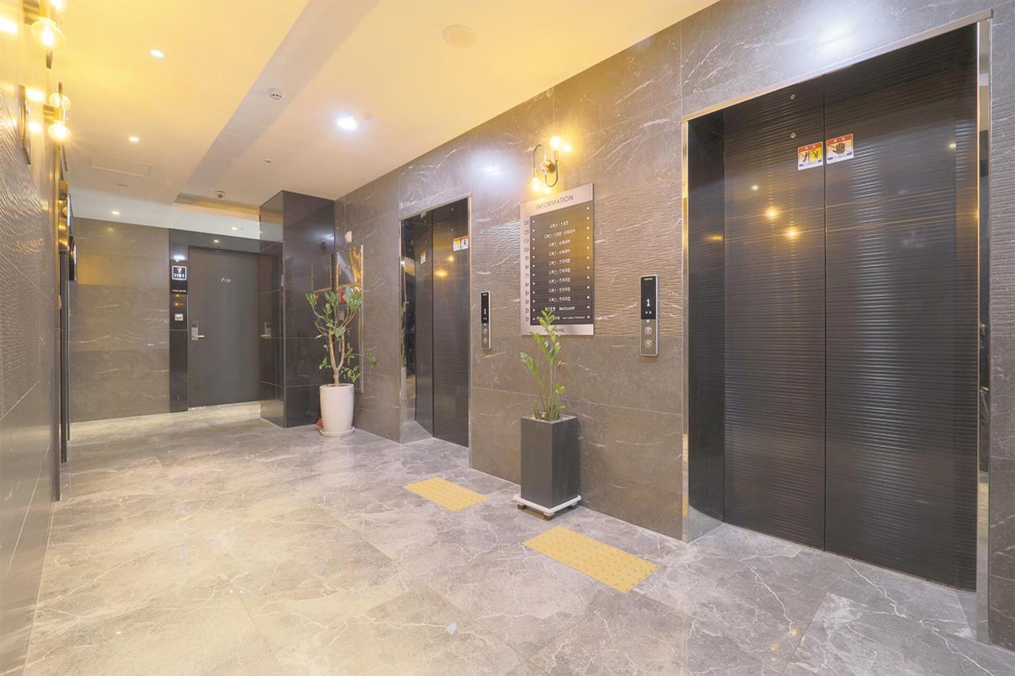 Yuna Business Busan